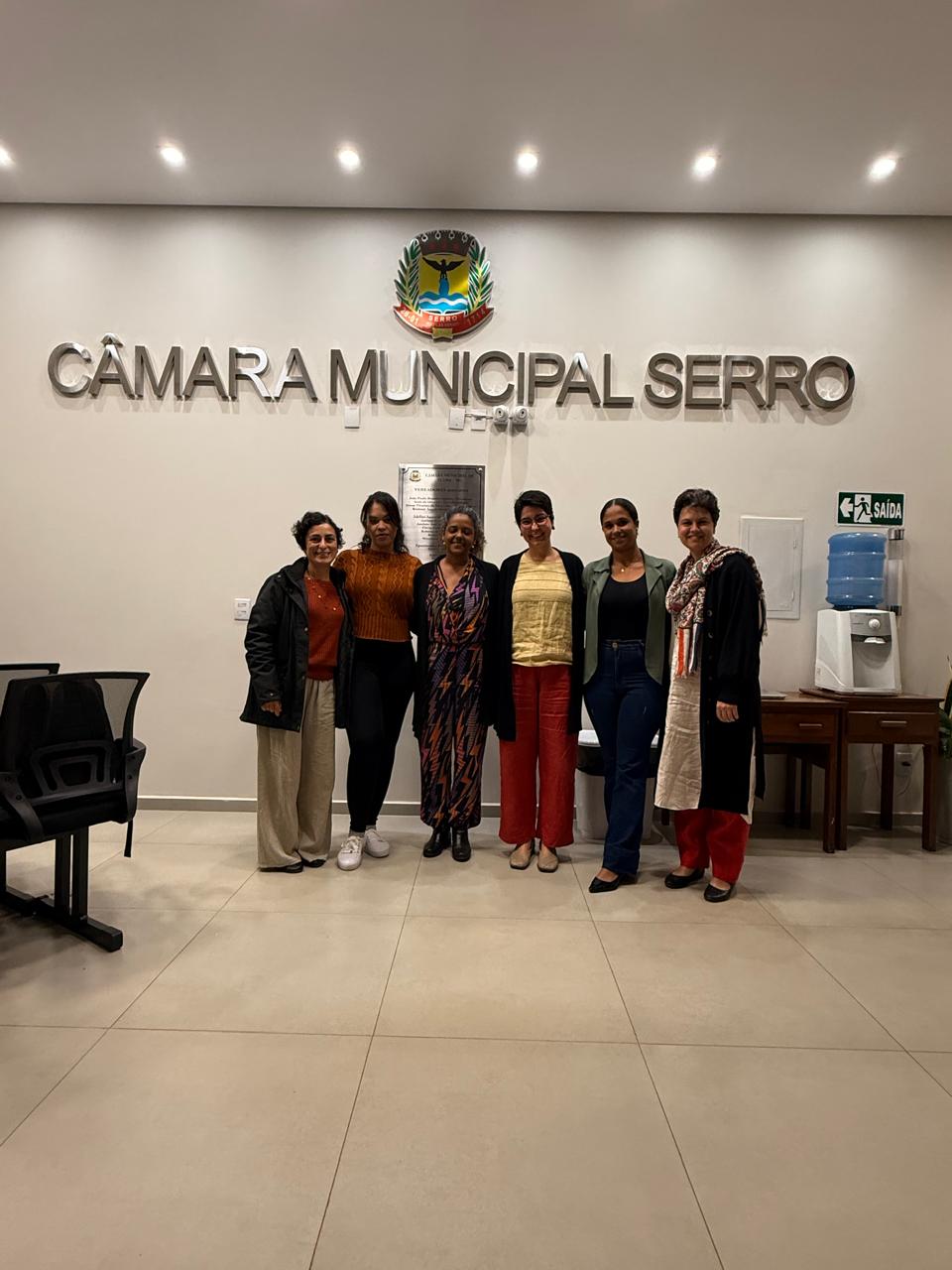 Leia mais sobre o artigo Câmara Municipal recebe apresentação do Núcleo Sabiá