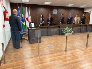 Leia mais sobre o artigo Câmara Municipal de Serro presente na entrega da Medalha Desembargador Hélio Costa